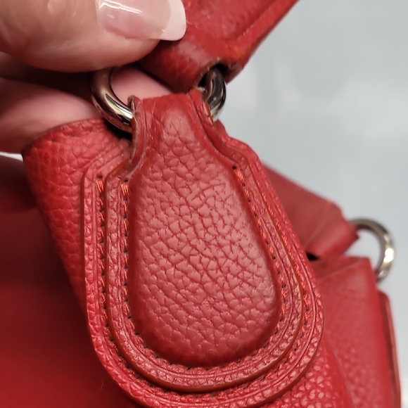 Coach Vibrant Red Leather Shoulder Bag - Picture 5 of 15